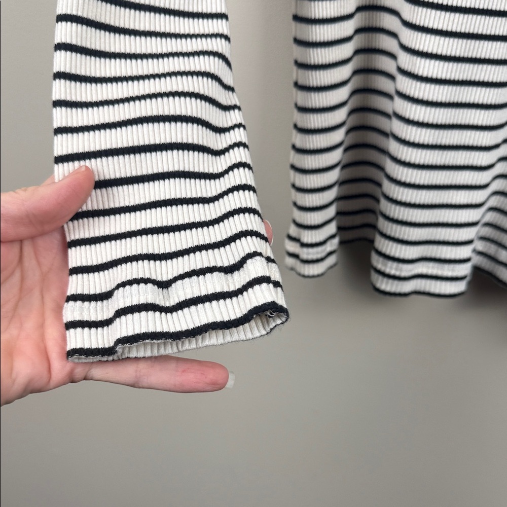 Mint velvet boat neck Monochrome Breton Striped Long Sleeve ribbed Top large - Picture 8 of 11